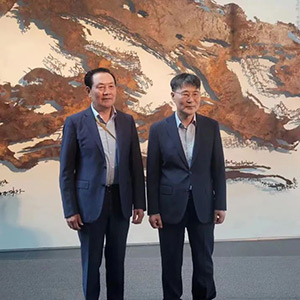 董事局联席主席权顺基受邀赴韩国驻华大使馆与张夏成大使交流