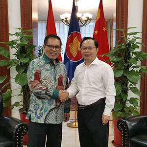 廖斌主席到访印度尼西亚驻华大使馆
